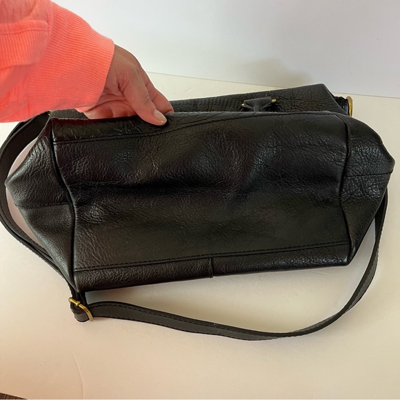 Isabella Fiore Sadie Black Embossed Leather Bag - Picture 2 of 14